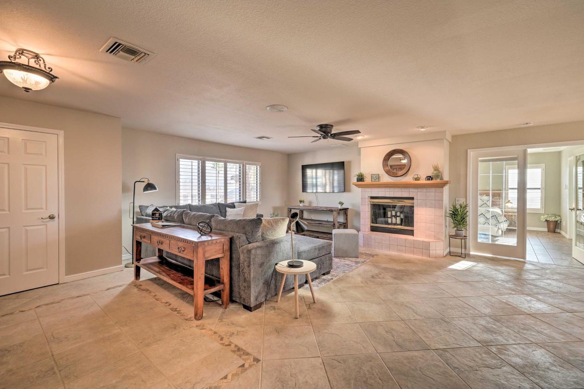 Lake Havasu Oasis With Lake View, 1 Mi To Beach! Lake Havasu City Ngoại thất bức ảnh