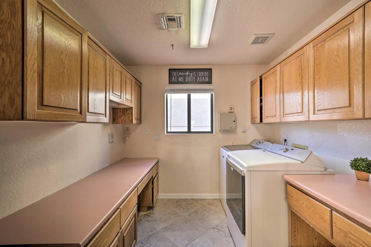 Lake Havasu Oasis With Lake View, 1 Mi To Beach! Lake Havasu City Ngoại thất bức ảnh