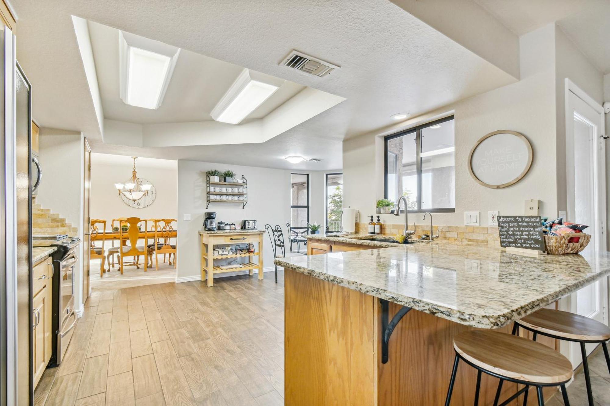 Lake Havasu Oasis With Lake View, 1 Mi To Beach! Lake Havasu City Ngoại thất bức ảnh
