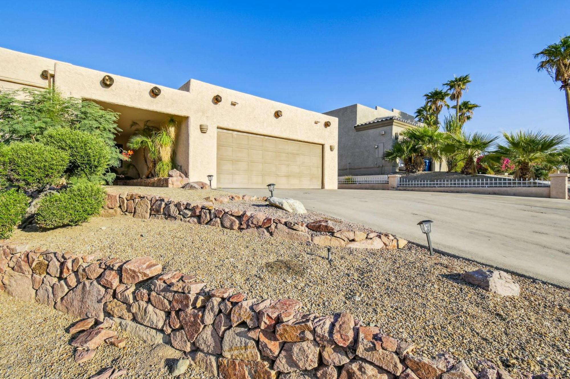 Lake Havasu Oasis With Lake View, 1 Mi To Beach! Lake Havasu City Ngoại thất bức ảnh